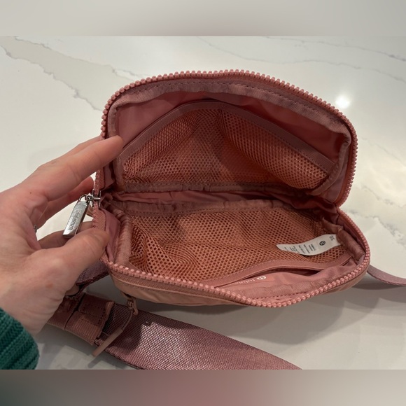 Lululemon Dusty Pink Belt Bag - Picture 4 of 4